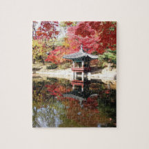 L'automne de Séoul colore le puzzle denteux