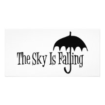 Le ciel est noir et blanc en baisse de parapluie modèle pour photocarte