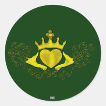 Le Claddagh (or) Autocollants Ronds