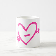 Le coeur du cupidon rose de griffonnage tasse