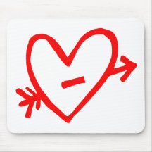 Le coeur du cupidon rouge de griffonnage tapis de souris