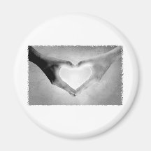 Le coeur remet la photo de B&W Magnets
