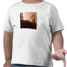 Le collier de perle par Johannes Vermeer T-shirt