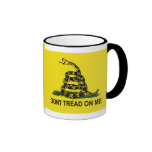 Le drapeau de Gadsden ne marchent pas sur moi Mug À Café