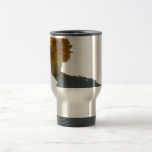 Le jaune fleurit le seau et l'ombre blancs mug