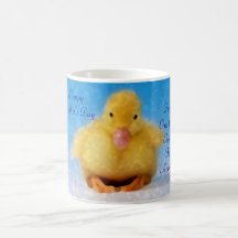 Le jour de mère heureux d'un poussin frais ! Tasse