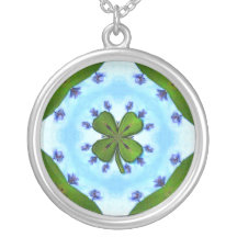 Le jour de St Patrick heureux ! Collier