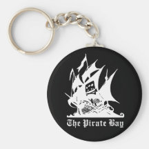 le logo de bateau de pirate de baie de pirate porte-clés