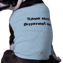 Le même jour shirtDifferent Manteaux Pour Toutous