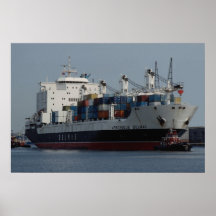 Le navire porte-conteneurs arrivant chez Tilbury s Affiche