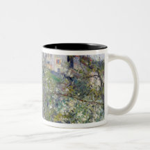 Le potager avec des arbres dans la fleur tasses