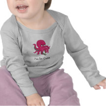 Le poulpe mignon badine le T-shirt