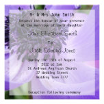 Le pourpre courbe les invitations florales de cout
