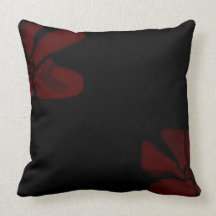 Le rouge fleurit le carreau coussin
