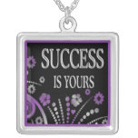 Le succès EST à vous - collier de citation de 3 mo