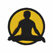 Le T-shirt brodé des hommes de yoga