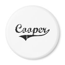Le travail de professionnel de tonnelier magnets