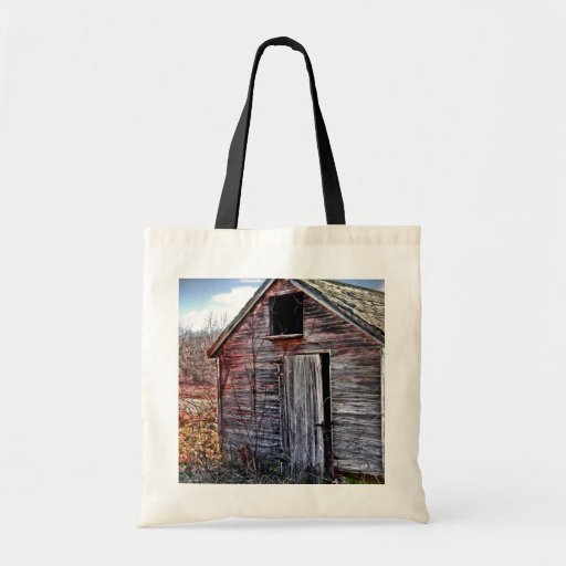 LE VIEUX HANGAR EN BOIS SAC FOURRE-TOUT