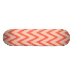 Le zigzag aztèque tribal de chevron barre le motif skateboards customisés