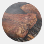 Les biftecks grillant le barbecue grille la viande autocollants ronds