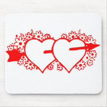 Les coeurs du cupidon rouge jumeau tapis de souris