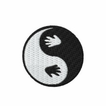 Les copies de main de Yin Yang ont brodé le polo