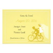 Les couples modernes MIGNONS sur la bicyclette fon Faire-parts