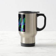 Les cygnes au néon pilotent le ciel nocturne tasse à café