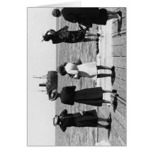 Les femmes et les enfants sur le quai cartes de vœux