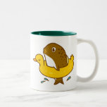 Les poissons dans l'anneau de natation de canard g