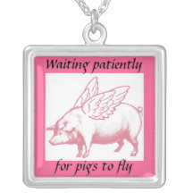 LES PORCS ROSES PILOTENT LE COLLIER PERSONNALISABL