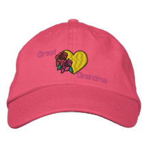 Les roses de coeur d'arrière grand-mère ont brodé  casquette de baseball brodée