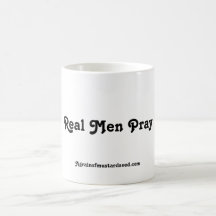 les vrais hommes d'Agrainofmustardseed.com prient 