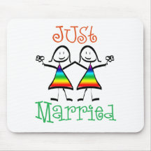 Lesbienne juste mariée tapis de souris