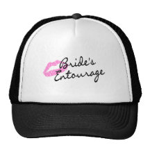 Lèvres d'entourage de jeunes mariées casquettes