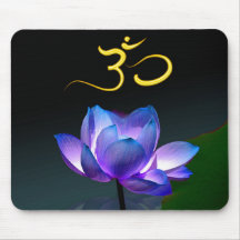 Lotus pourpre en pleine floraison avec l'OM, mouse Tapis De Souris