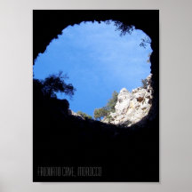 Lucarne en caverne de Friouato, Maroc Affiche