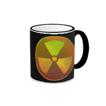Lueur radioactive de symbole nucléaire tasse
