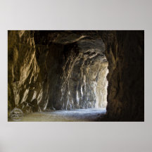 Lumière par la copie d'art de caverne posters