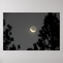 Lune fantomatique affiche