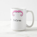 M. et Mme Mustache ou moustache épouse nouvellemen