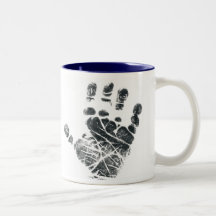 Main de bébé et tasse d'empreinte de pied - custom