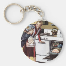 Maman vintage dans la cuisine faisant cuire le jam porte-clé
