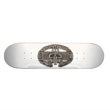 Médecin de combat skateboard customisable