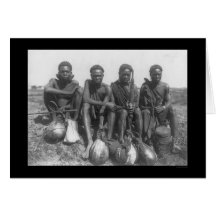 Membres de tribu de Kikayu dans l'Afrique de l'Est Cartes De Vœux