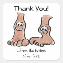 Merci de pieds de bande dessinée avec le coeur sur