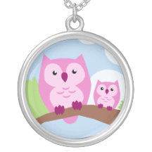 Mère de hibou et collier roses mignons d'enfant