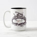 MODÈLE DÉCORÉ D'UN MONOGRAMME ÉLÉGANT DE TASSE