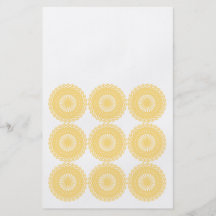 Modèle jaune de conception de dentelle prospectus
