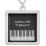 Modèle sterling de collier de clavier de piano